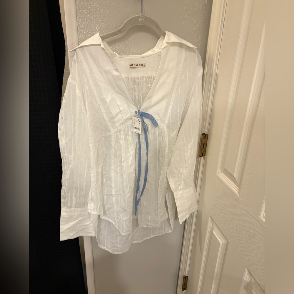 Free People We The Free Evening Edit Shirt Medium Color: Clean Ivory NWT - Picture 3 of 6